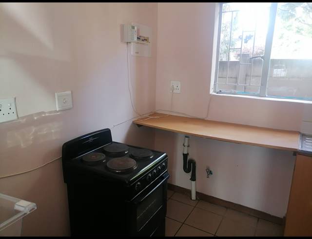 2 BEDROOM APARTMENT FOR SALE IN ANNADALE
